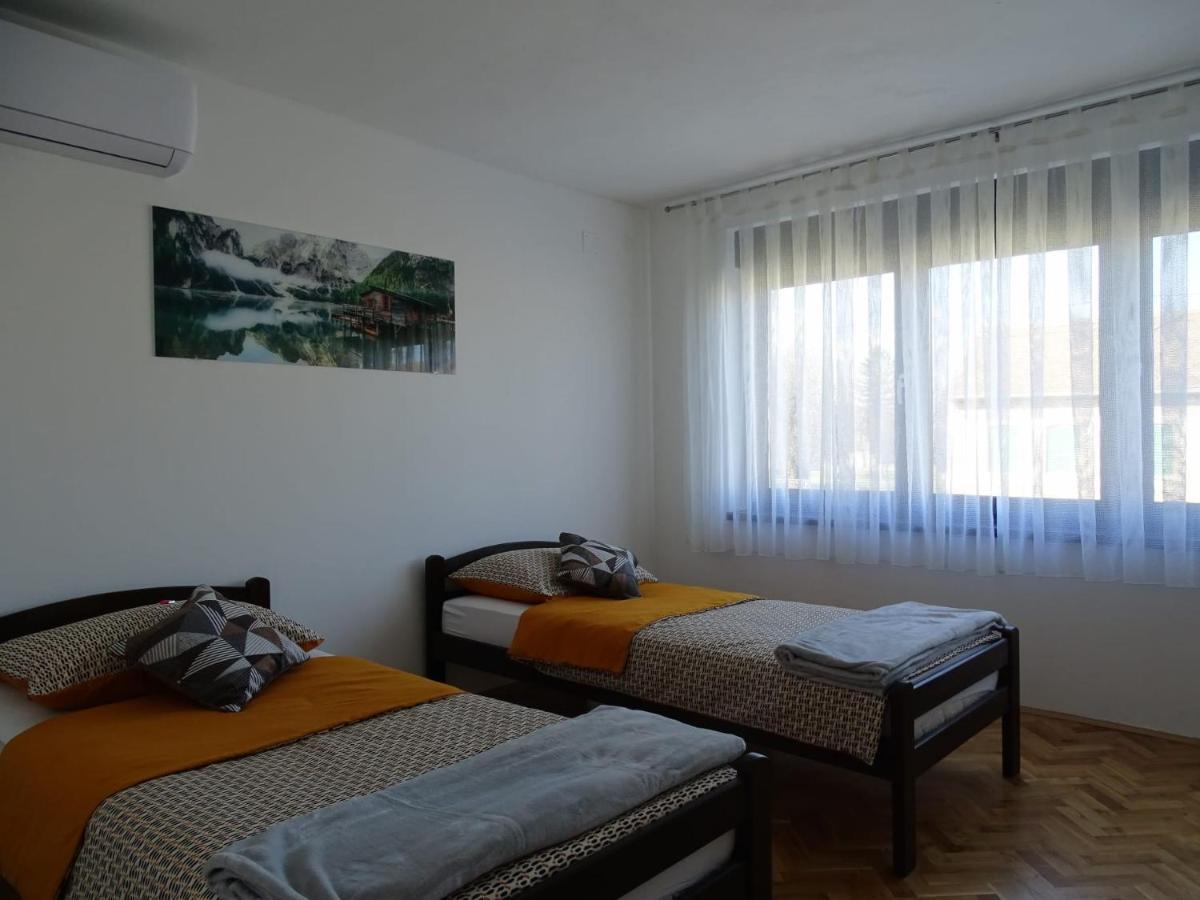 Dabrovic Apartment *